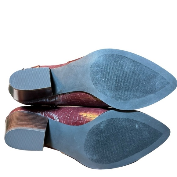 Bella Vita Elektra ll Ankle Boots 9.5 WW - Picture 7 of 11